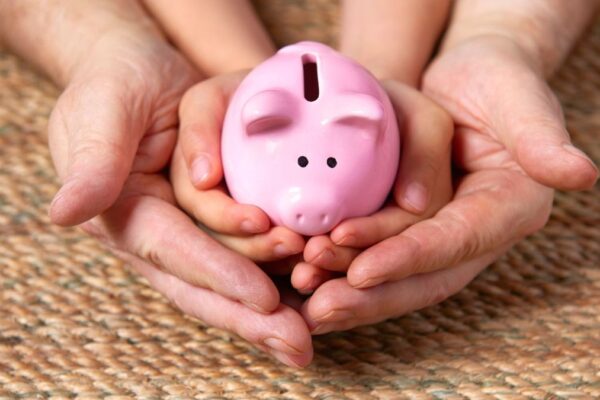 PPF, सुकन्या, NSC समेत छोटी बचत योजनाओं की ब्याज दरें घटेंगी? 30 जून को हो सकता है बड़ा फैसला! ppf-ssy-nsc-small-savings-rates-july-2025-update