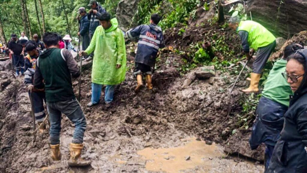 sikkim-landslides-pti