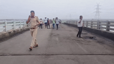 Gujarat Bridge Collapse Video