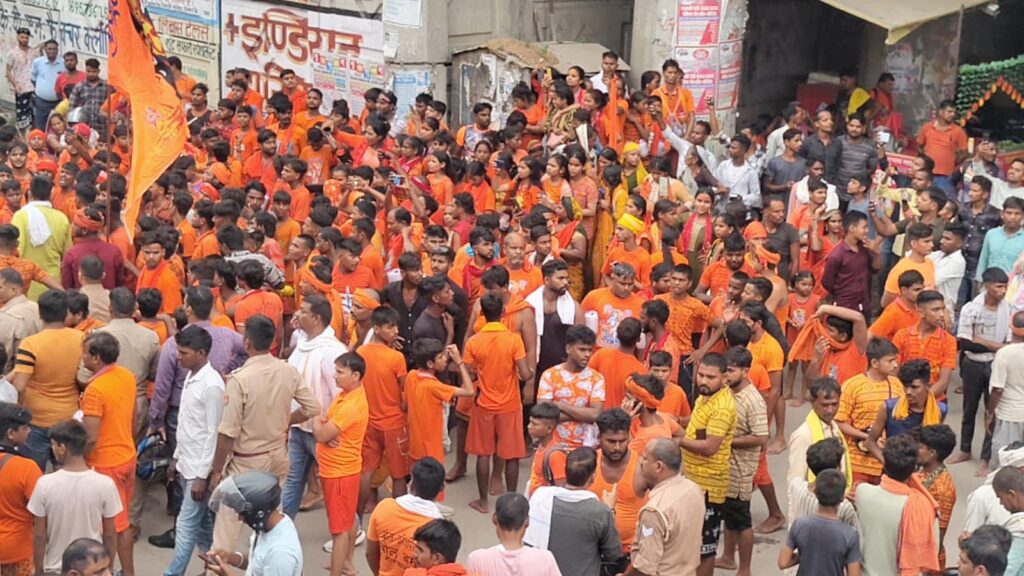 Kashi Kavad Yatra Incident Varanasi