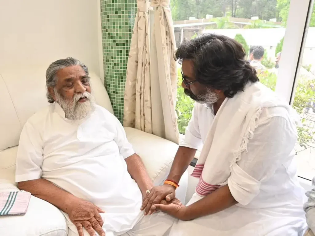 Shibu Soren with Hemant Soren PTI