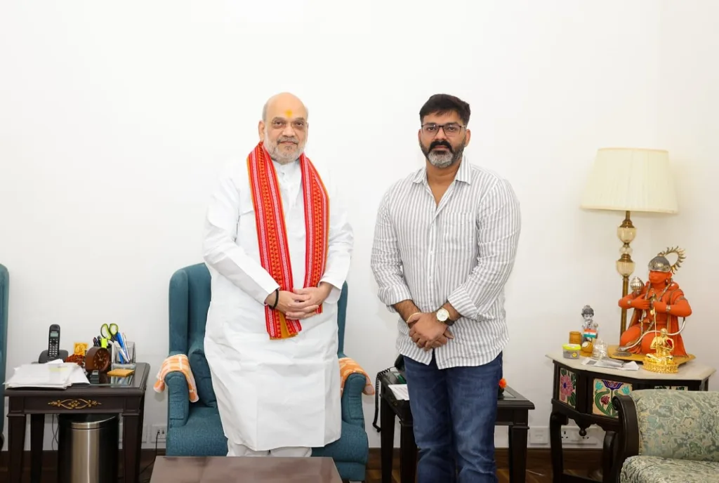 Pawan Singh Rejoins BJP