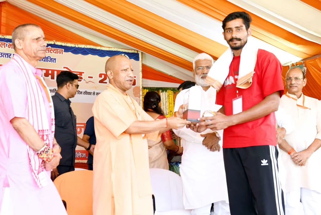 CM Yogi in Jhansi UP