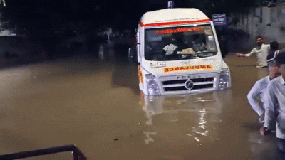 UP Monsoon Chaos Varanasi